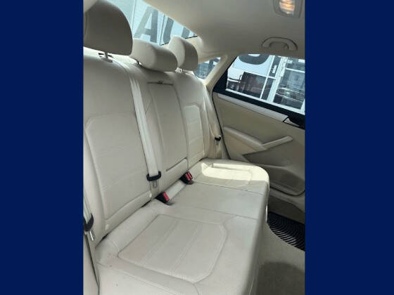 2012 Volkswagen Passat SE