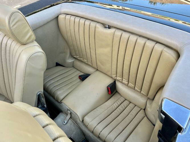 1982 Mercedes-Benz 500-Class