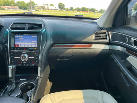2017 Ford Explorer Platinum