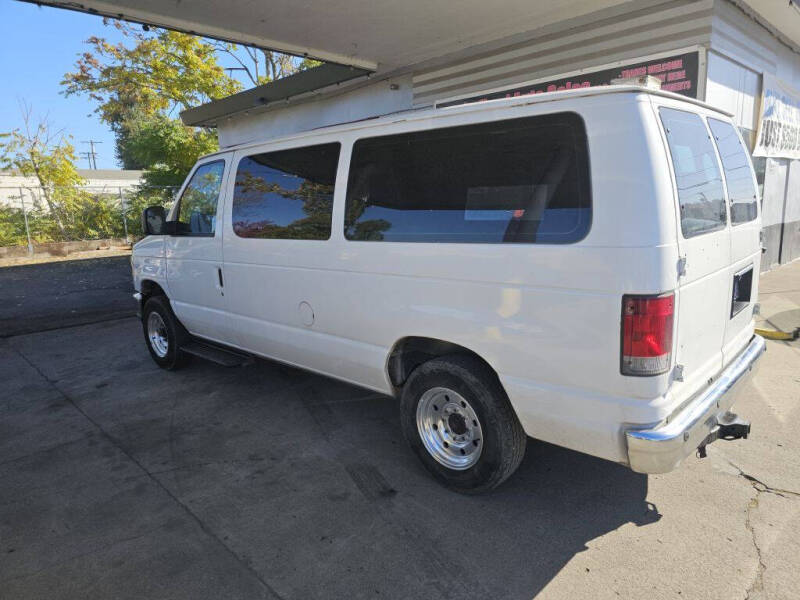2013 Ford E-Series E-150 XL