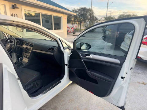 2016 Volkswagen Golf