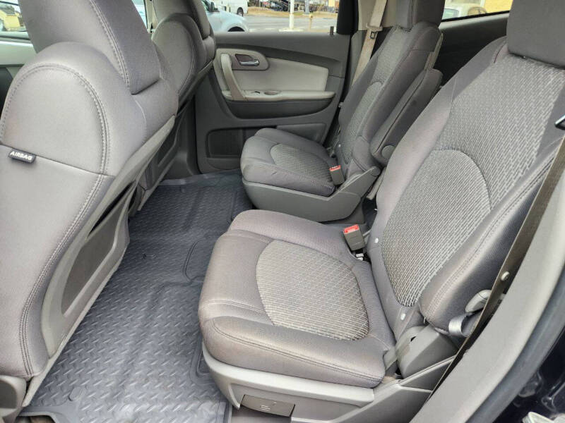 2011 Chevrolet Traverse LT