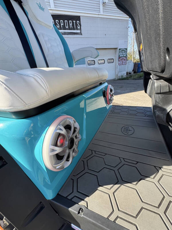 2025 Evolution D-Max XT4