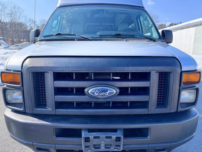 2012 Ford E-Series E-350 SD XL
