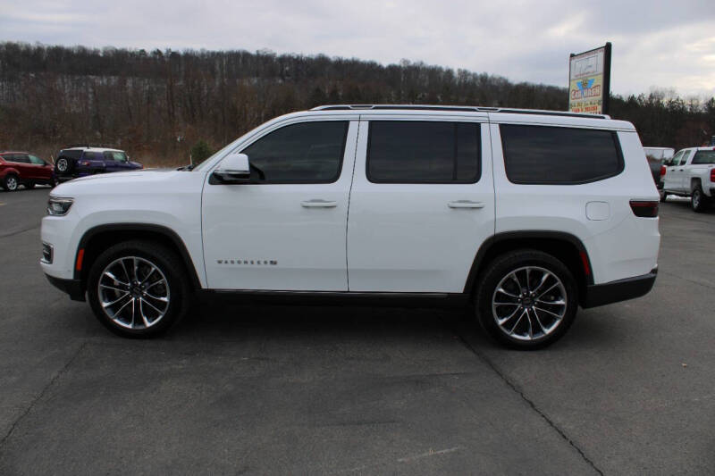 2022 Jeep Wagoneer Series III