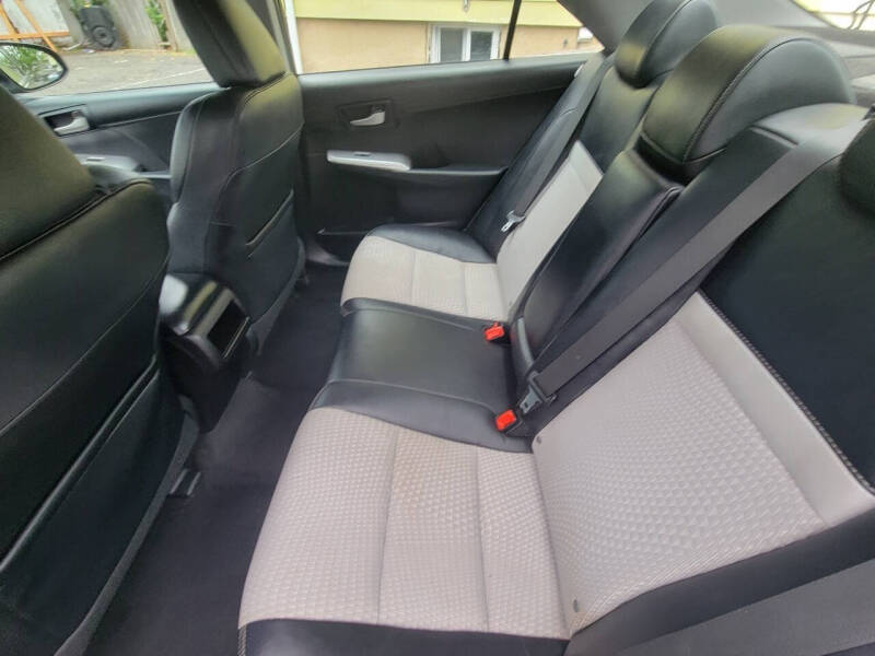 2013 Toyota Camry SE