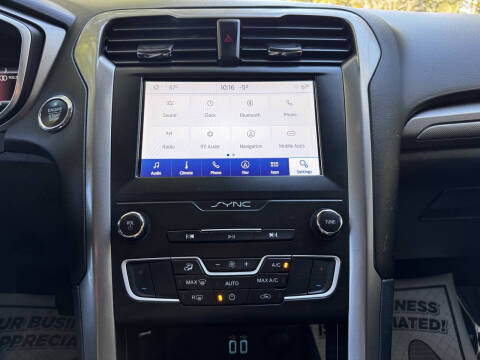 2019 Ford Fusion Hybrid SE