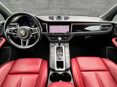 2020 Porsche Macan