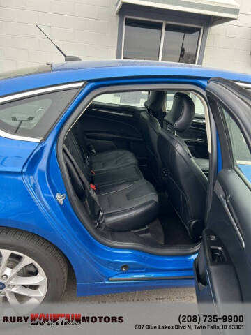 2019 Ford Fusion Energi Titanium