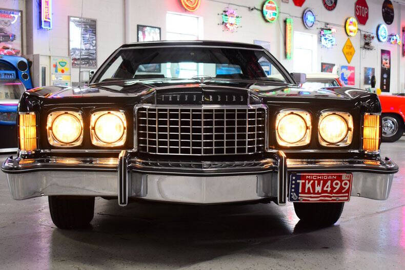 1976 Ford Thunderbird