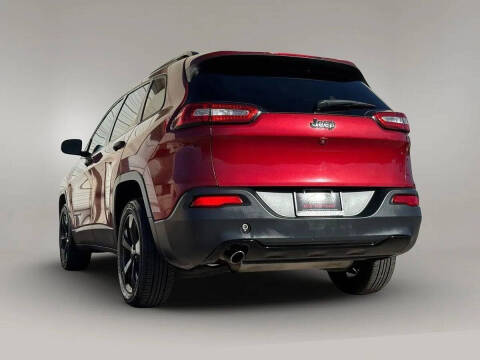 2016 Jeep Cherokee Sport Altitude