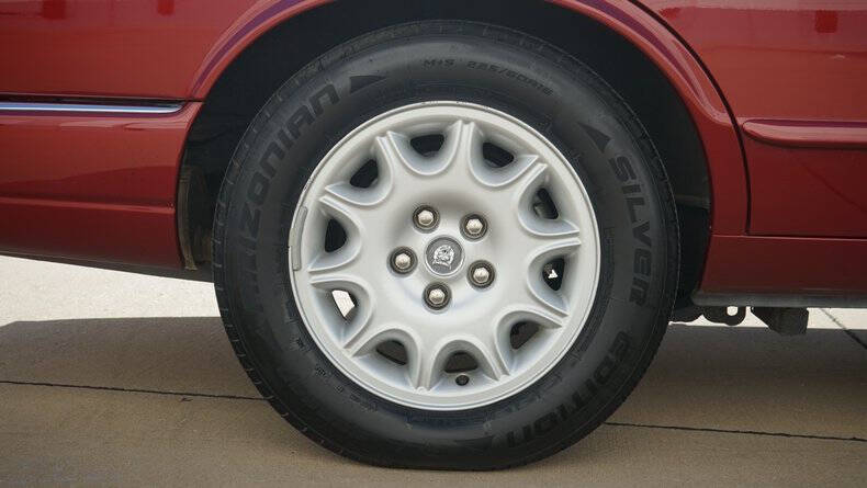 1999 Jaguar XJ-Series XJ8