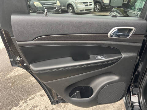 2018 Jeep Grand Cherokee Laredo