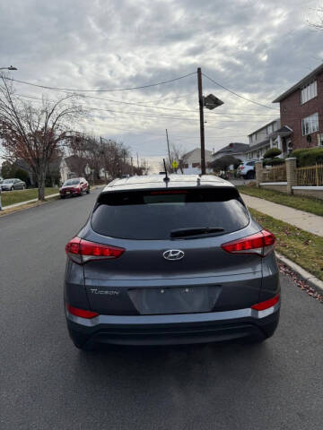 2017 Hyundai Tucson SE Plus