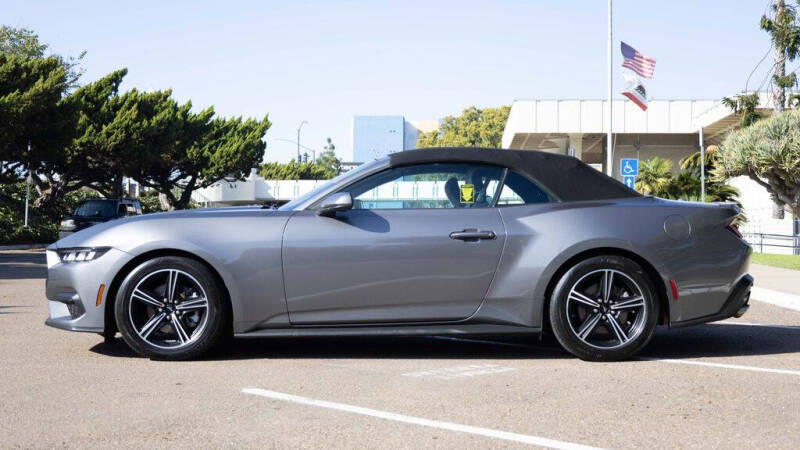 2024 Ford Mustang EcoBoost Premium