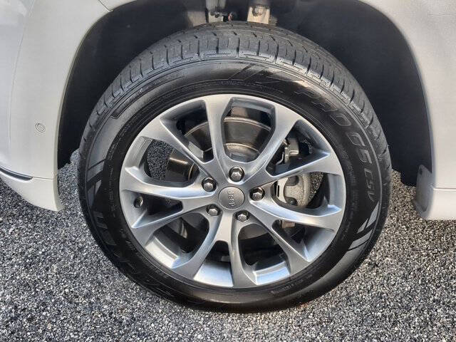 2020 Jeep Grand Cherokee Summit