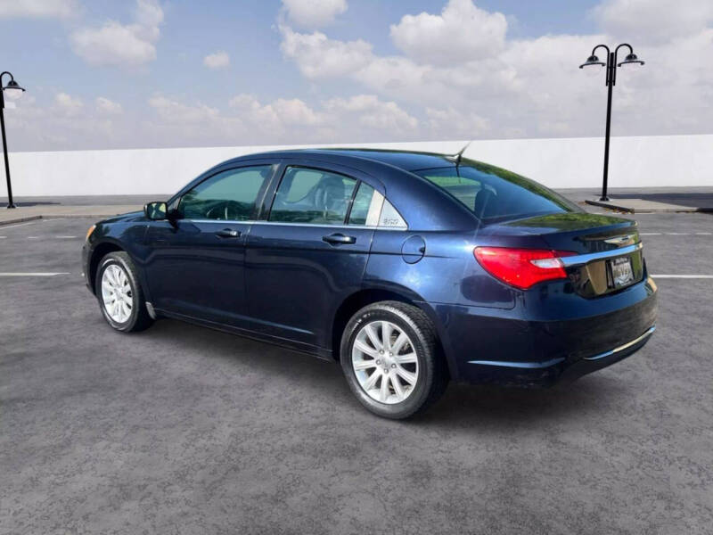 2012 Chrysler 200 Touring