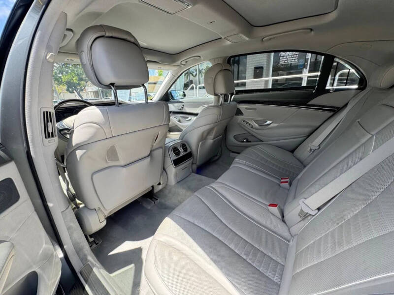 2014 Mercedes-Benz S-Class S 550