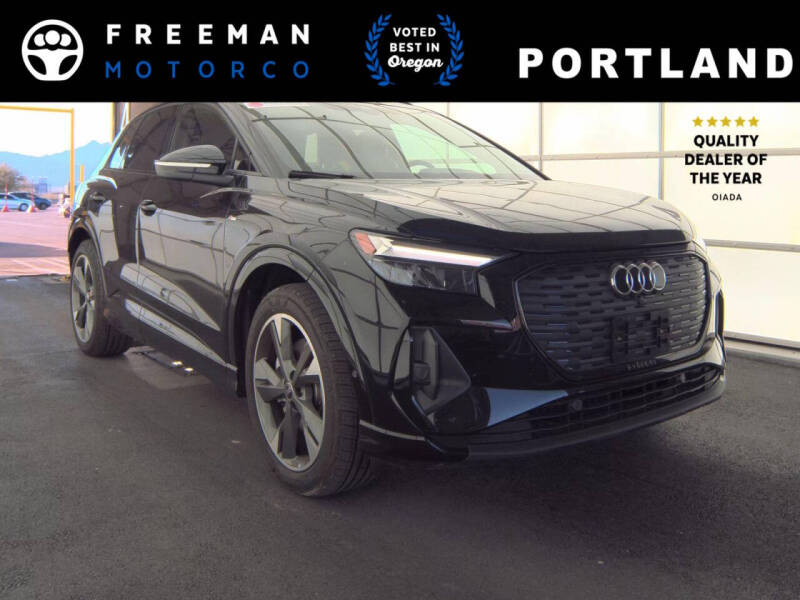 2024 Audi Q4 e-tron quattro Premium Plus 55