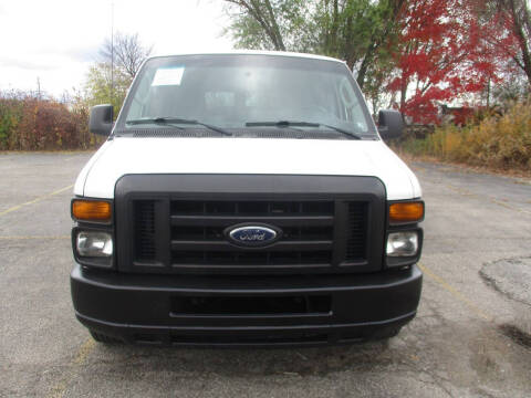 2009 Ford E-Series E-150 XLT