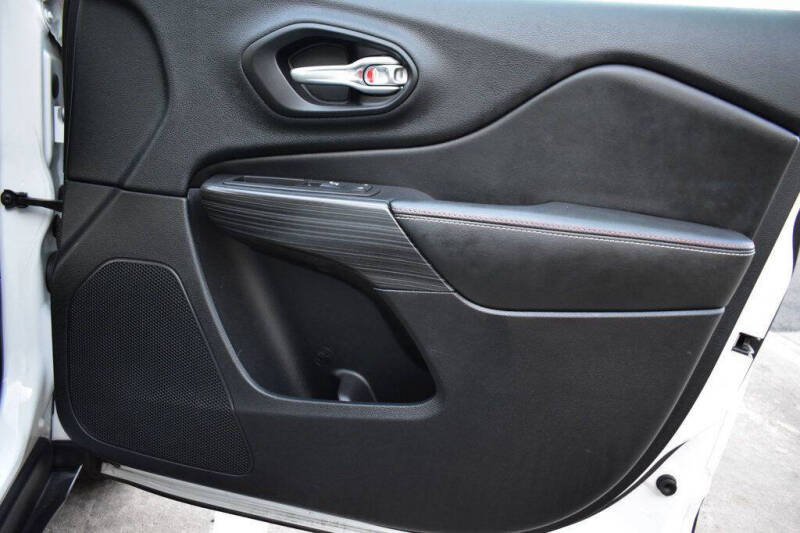 2017 Jeep Cherokee 75th Anniversary