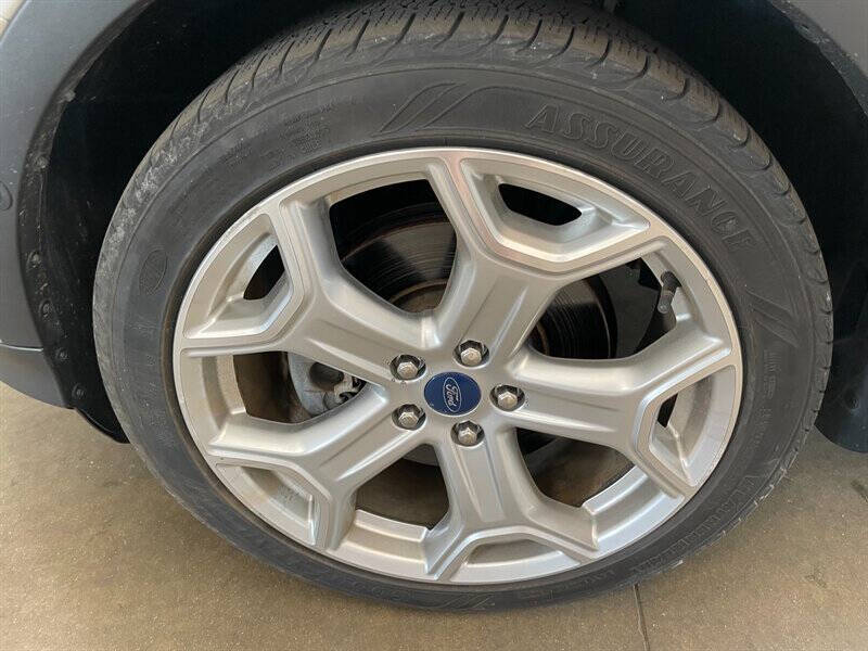 2019 Ford Escape Titanium