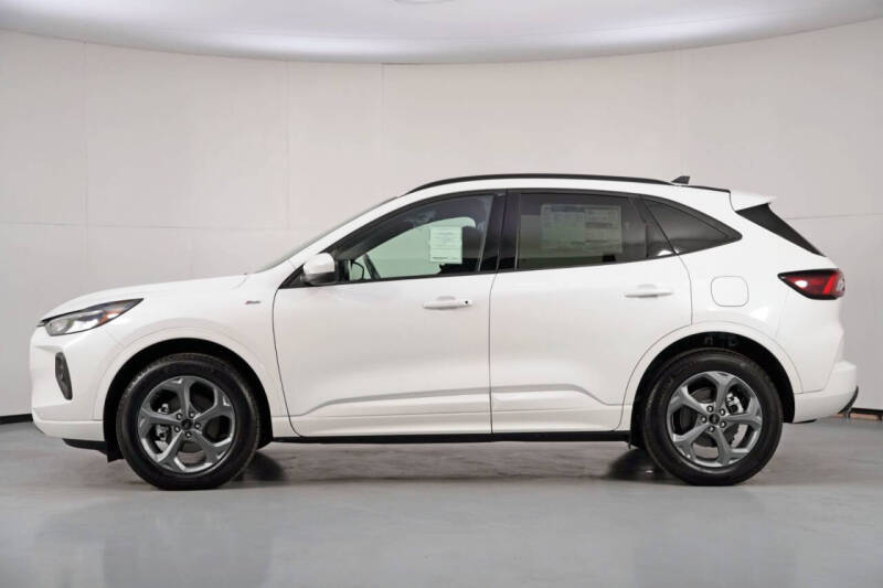 2024 Ford Escape Hybrid ST-Line Select