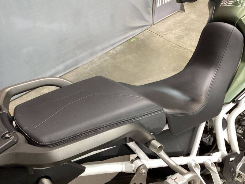 2021 Triumph Tiger 900 Rally Matte Khaki Gr