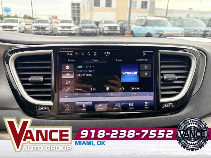 2023 Chrysler Pacifica Touring L