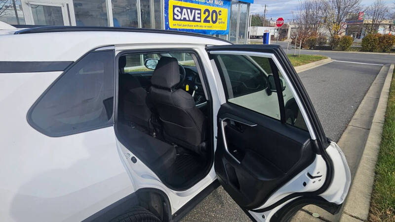 2021 Toyota RAV4 Hybrid LE