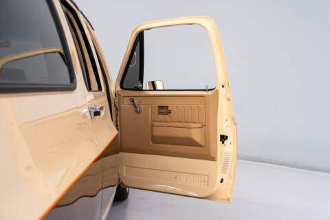 1987 GMC Suburban R1500