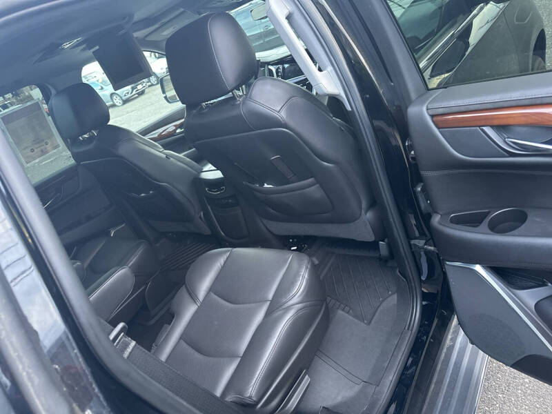 2020 Cadillac Escalade Premium Luxury