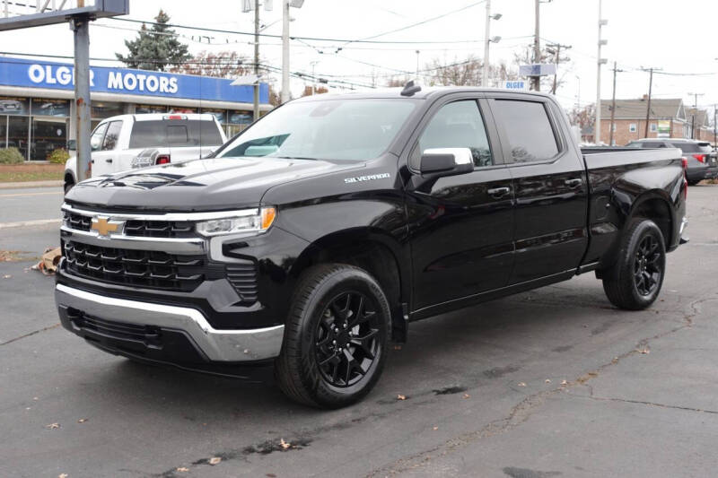 2023 Chevrolet Silverado 1500 LT's photo