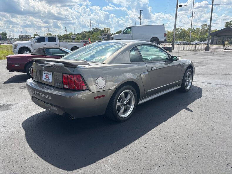 2001 Ford Mustang GT