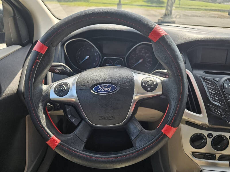 2014 Ford Focus SE