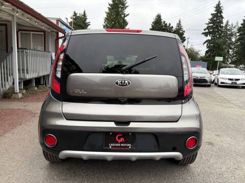 2017 Kia Soul +