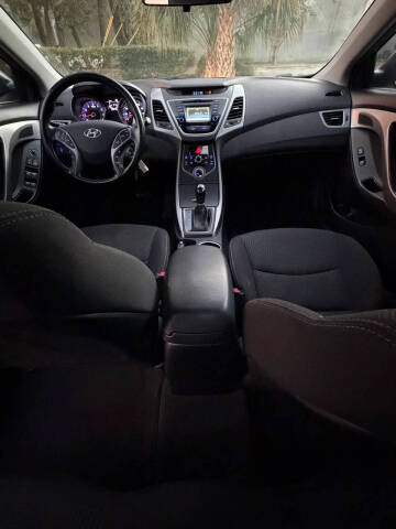 2015 Hyundai Elantra