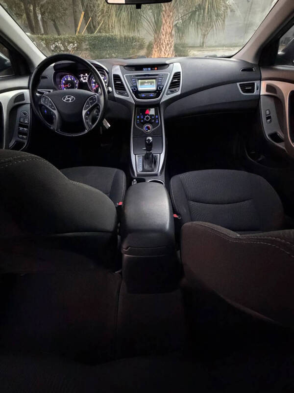 2015 Hyundai Elantra