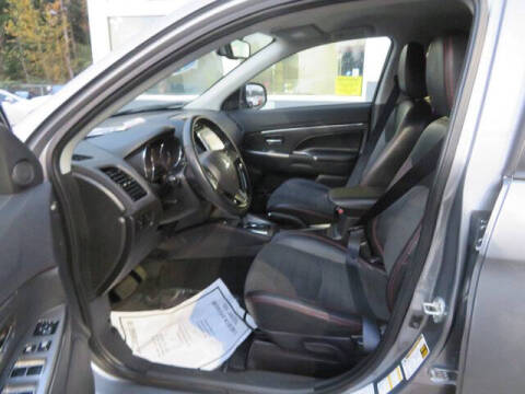 2023 Mitsubishi Outlander Sport SE