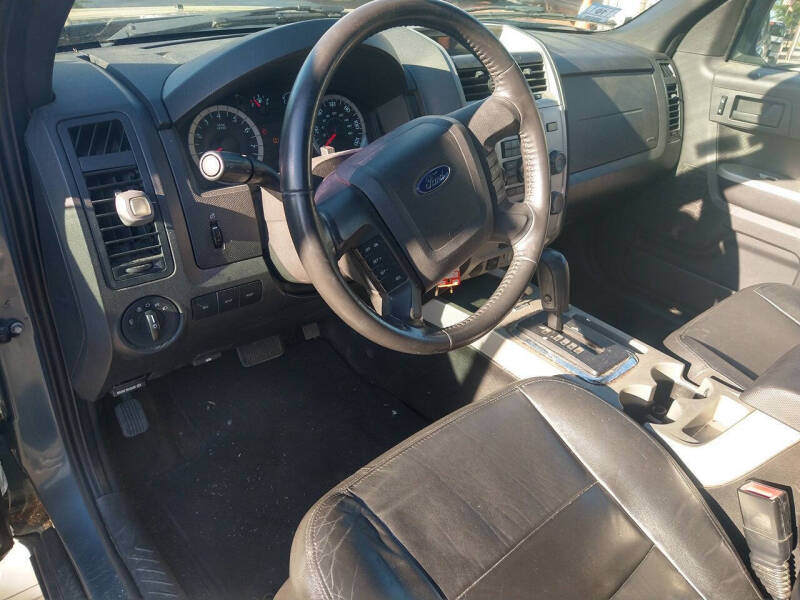 2011 Ford Escape XLT