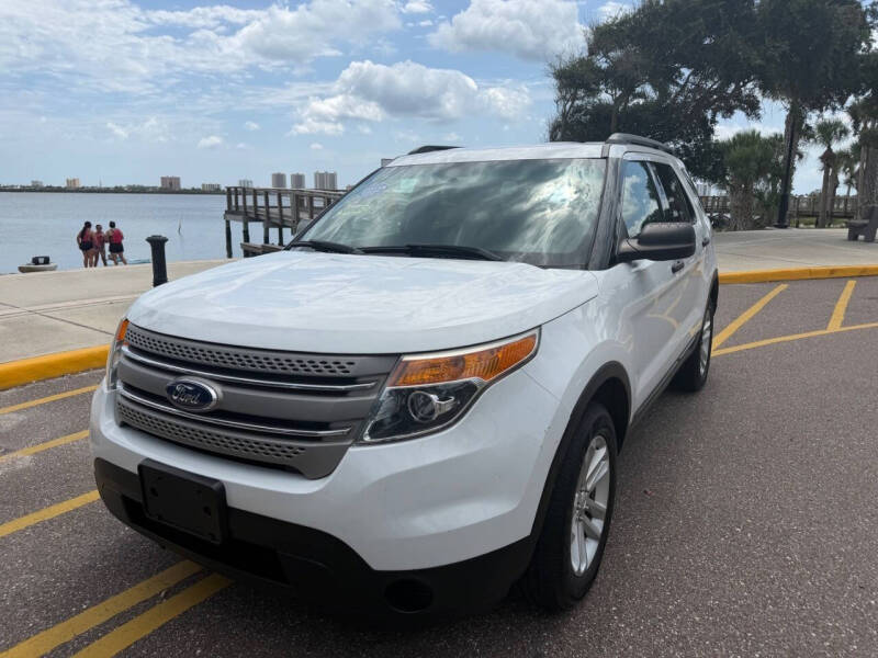 2015 Ford Explorer