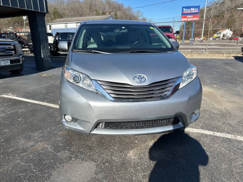 2017 Toyota Sienna