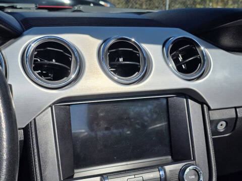 2017 Ford Mustang EcoBoost Premium