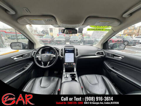 2022 Ford Edge Titanium