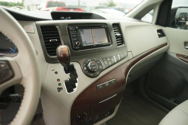 2013 Toyota Sienna