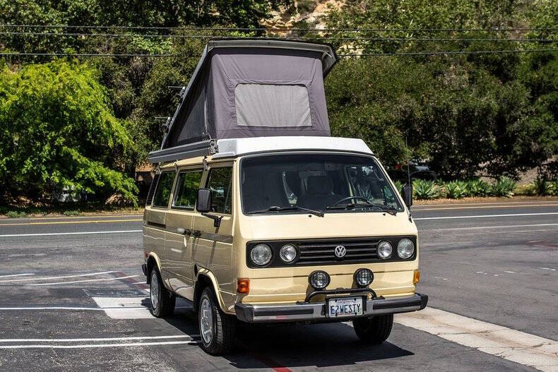1982 Volkswagen Vanagon Camper