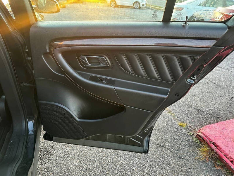 2014 Ford Taurus Limited