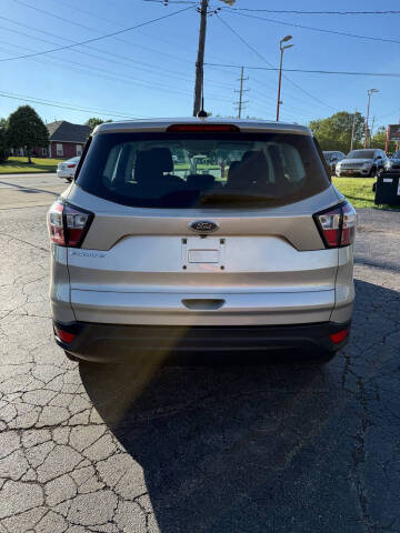 2017 Ford Escape S