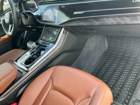 2022 Audi Q8 quattro Premium 55 TFSI