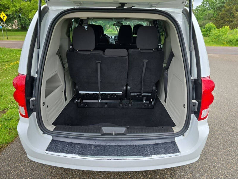 2020 Dodge Grand Caravan SE